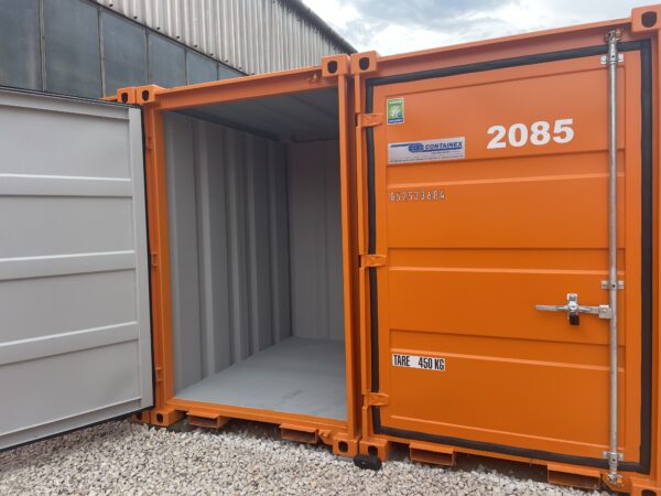 self storage sklad S otvoreny